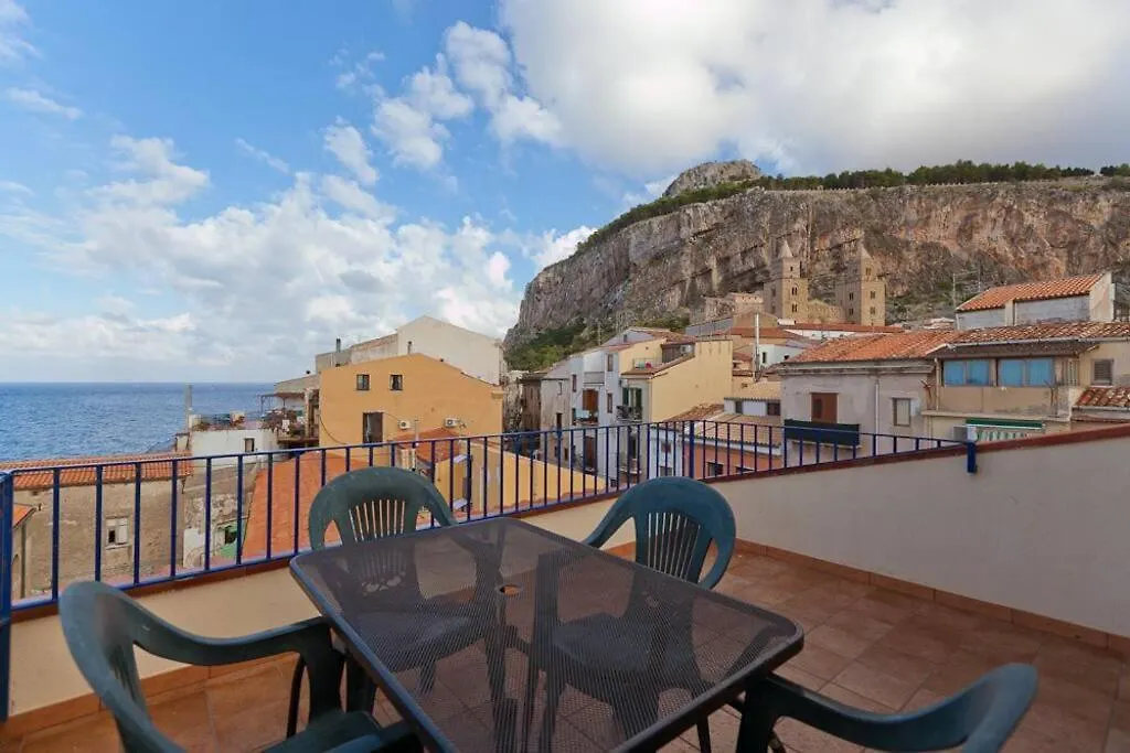 La Piazzetta Διαμέρισμα Cefalù